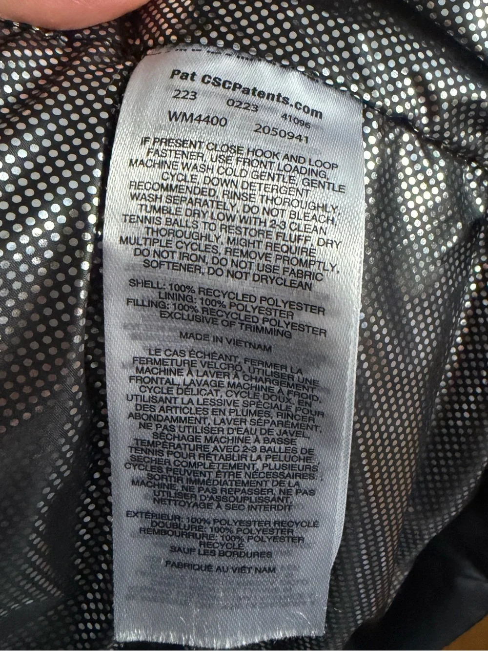 Columbia worn zippers